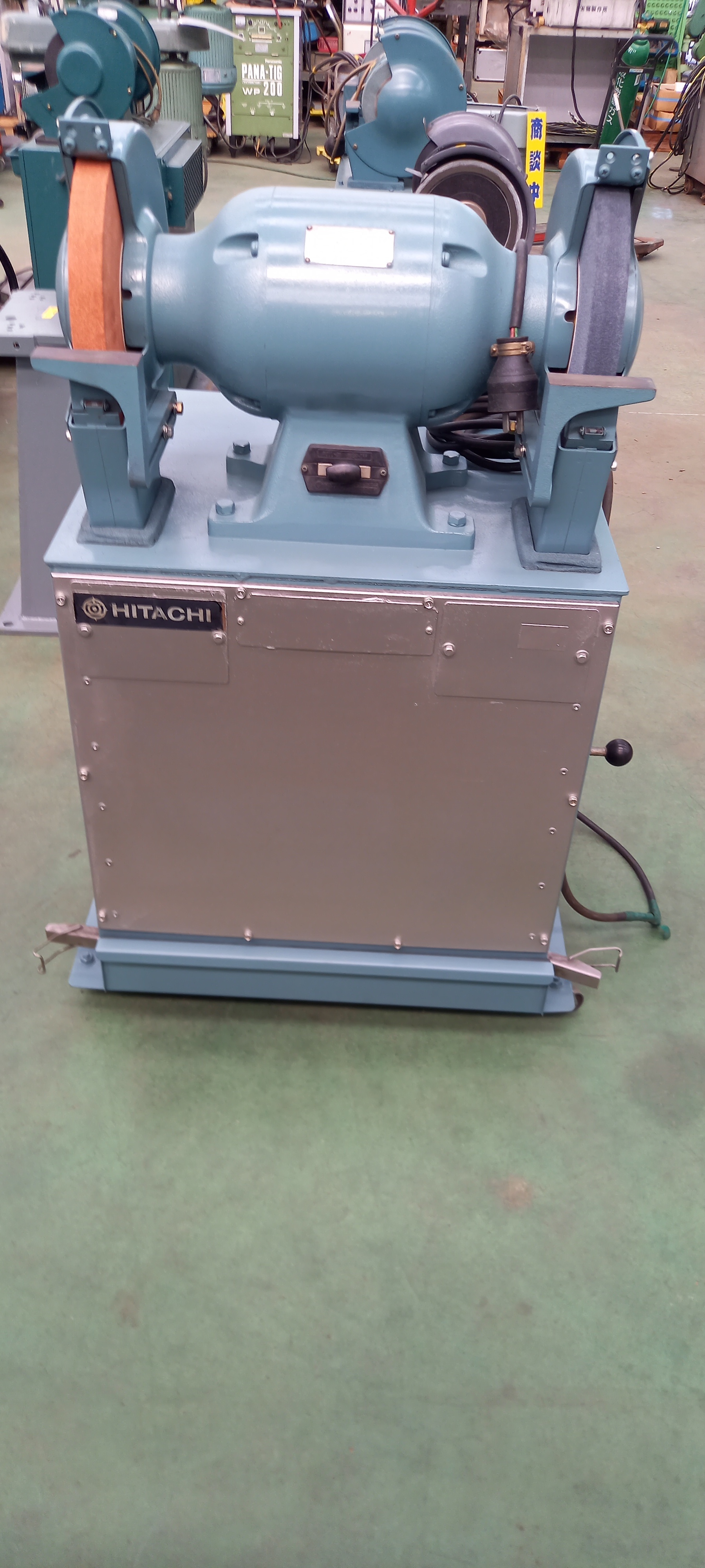 日立製　両頭グラインダー　中古品　 中古 【中古品】日立 HITACHI 卓上グラインダ KBT10 両頭グラインダー