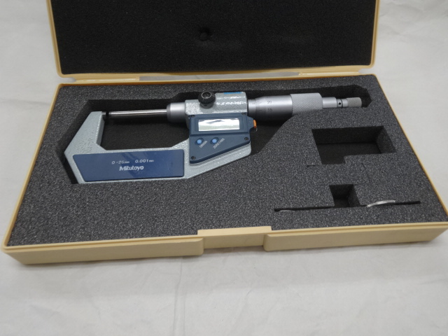 MITUTOYO｜ミツトヨ デジタル外側マイクロメーター OMV-25DM