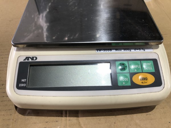 A&D 汎用上皿電子天秤 EW-300G