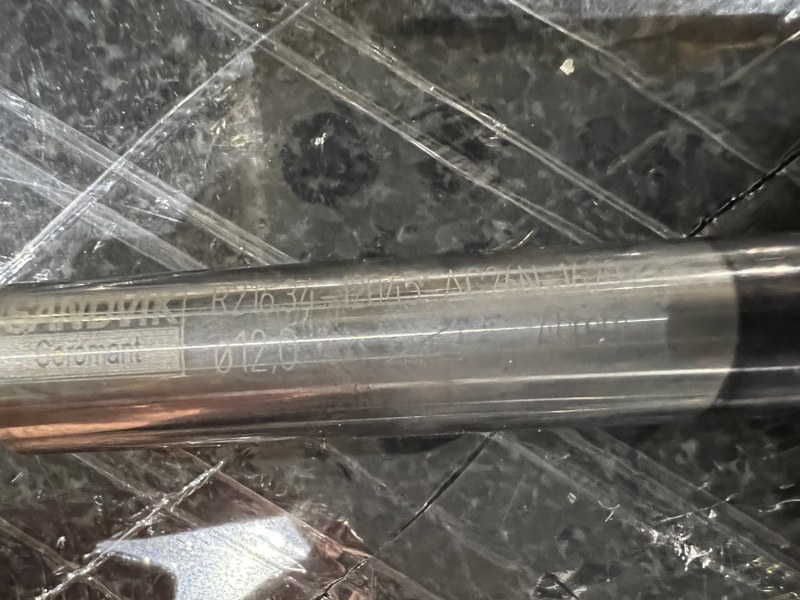 サンドビック コロミルプルーラ R216.34-12045-AC26N 1620