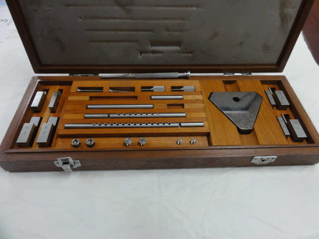 MITUTOYO｜ミツトヨ ブロックゲージアクセサリーセット 516-611