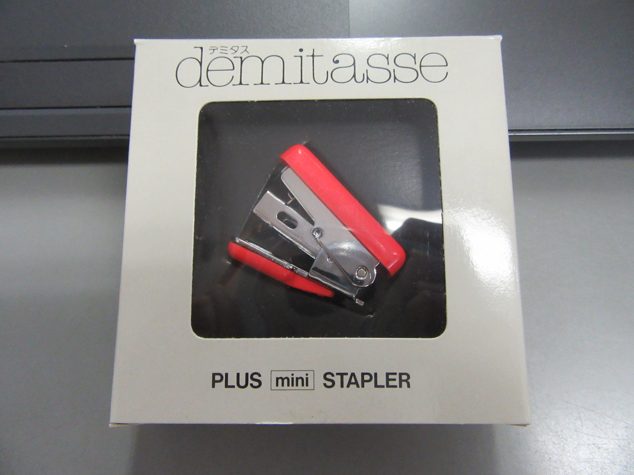 デミタス demitasse 世界最小 ミニ ホッチキス 30-200