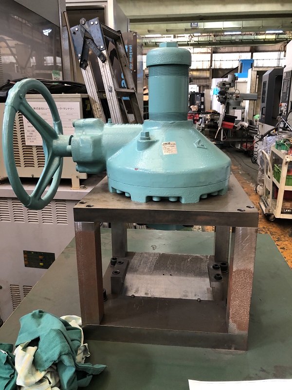 日本ギア工業 ベベルギア型ジャッキ BA12CK0100NFN