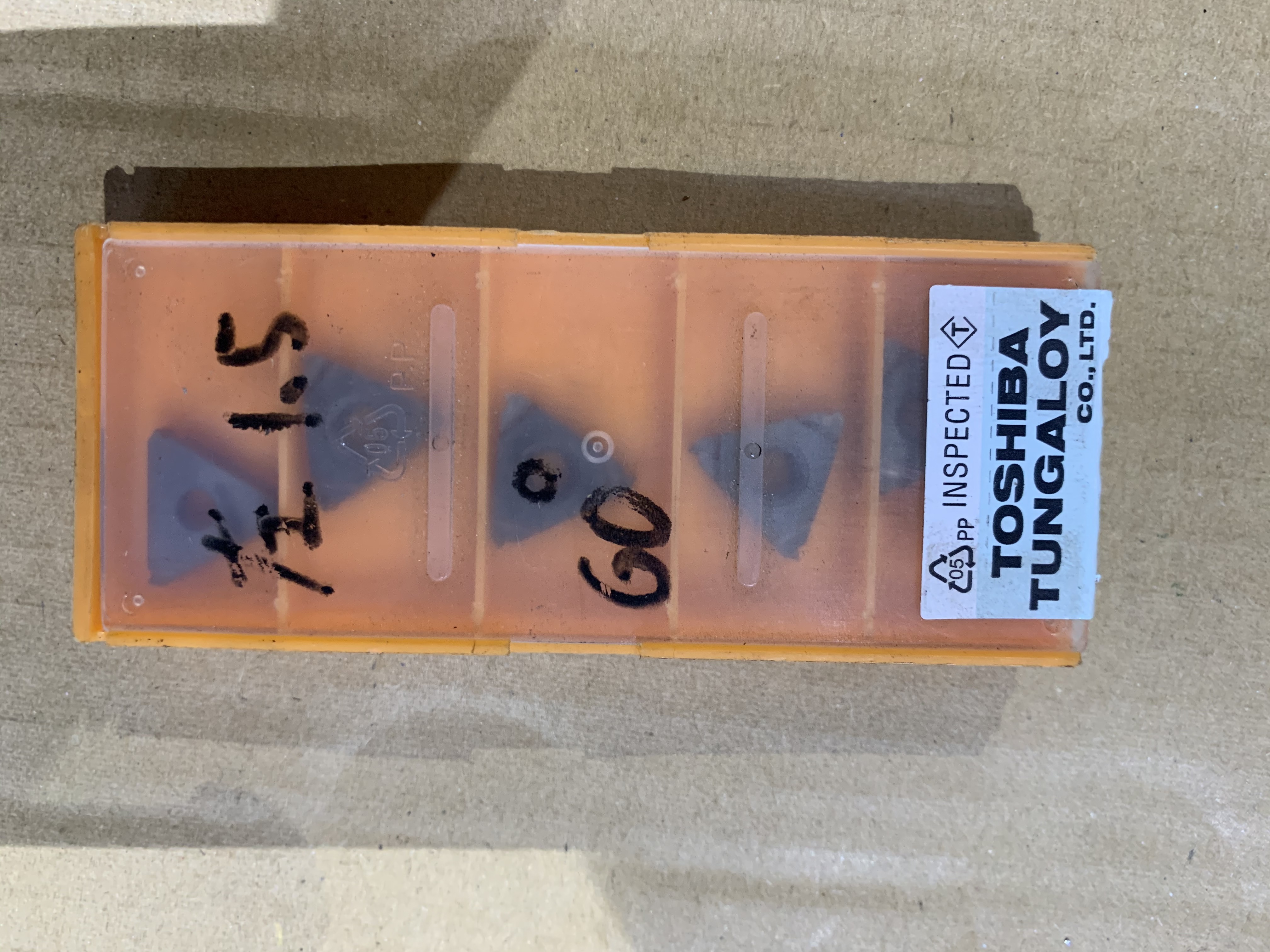 TUNGALOY/タンガロイ チップ 16EL15ISO  UX30