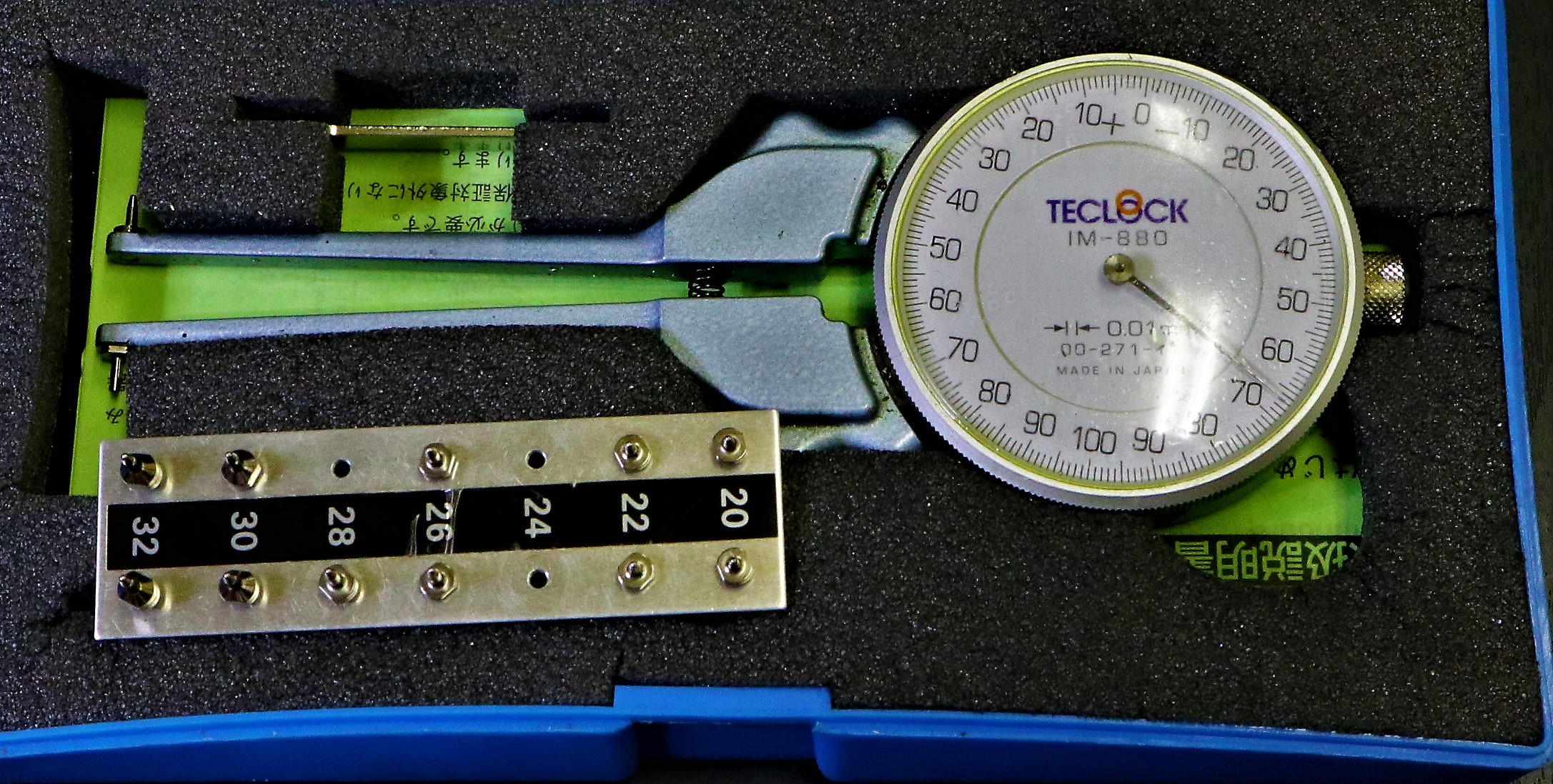 TECLOCK 内側キャリパーゲージ 20～32　　0.01mm