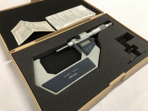 MITUTOYO|ミツトヨ デジマチック直進式外側マイクロメーター OMV-50DM