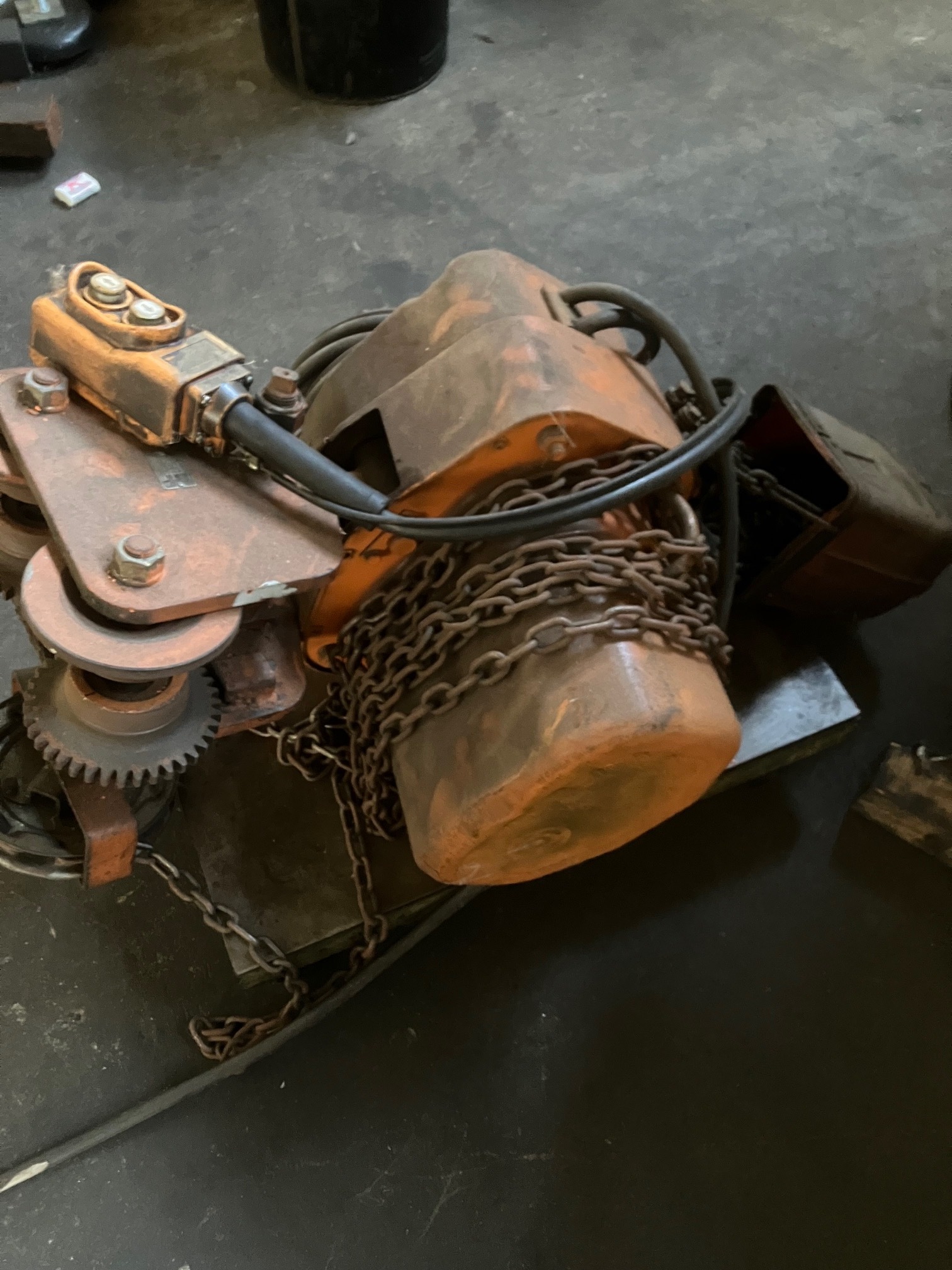 日立 1Tチェーンブロック