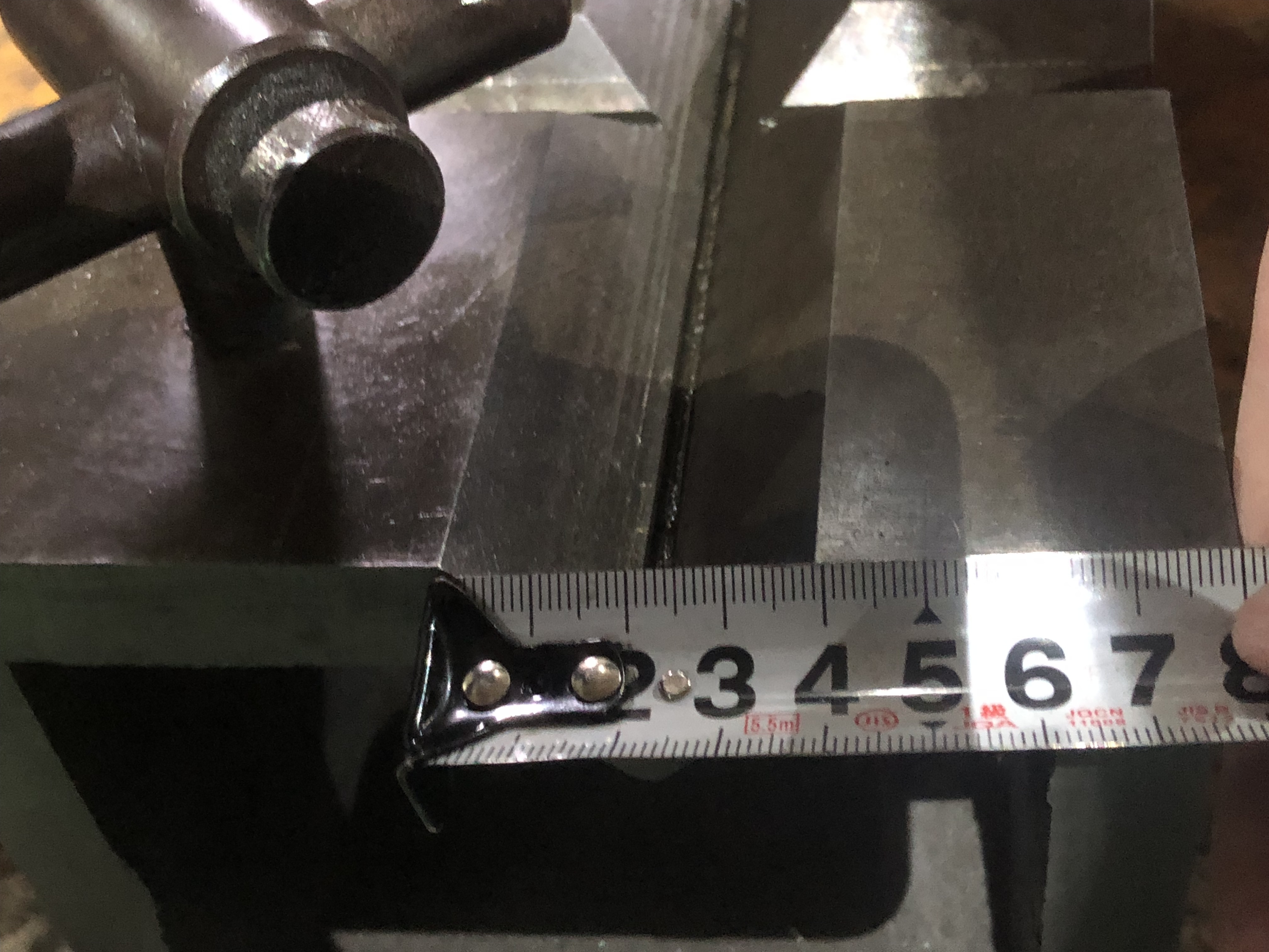 不明 V溝付桝型ブロック 150x150x150mm(V39/25)