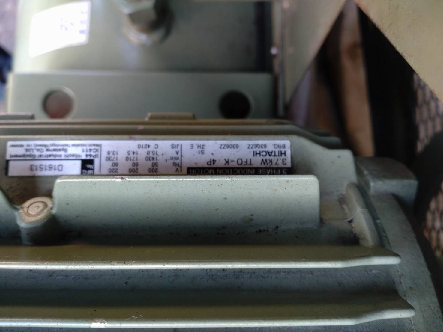 日立 3.7kwコンプレッサー