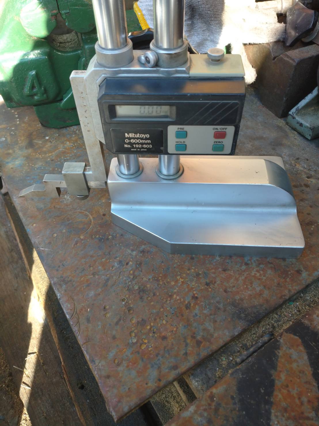 ミツトヨ デジタルハイトゲージ HD60