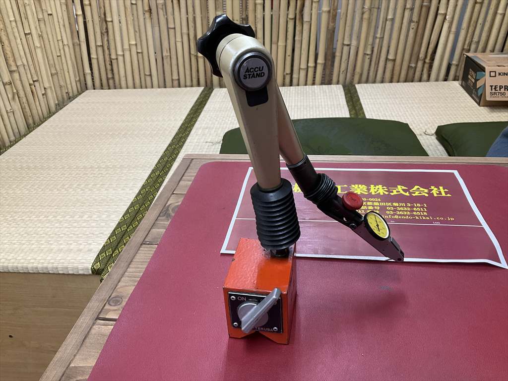 BIG マグネットスタンド TEKUSA　ACCU　STAND