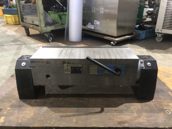 カネテック/KANETEC 可傾形電磁チャック 1030U(Ser no.0501004)