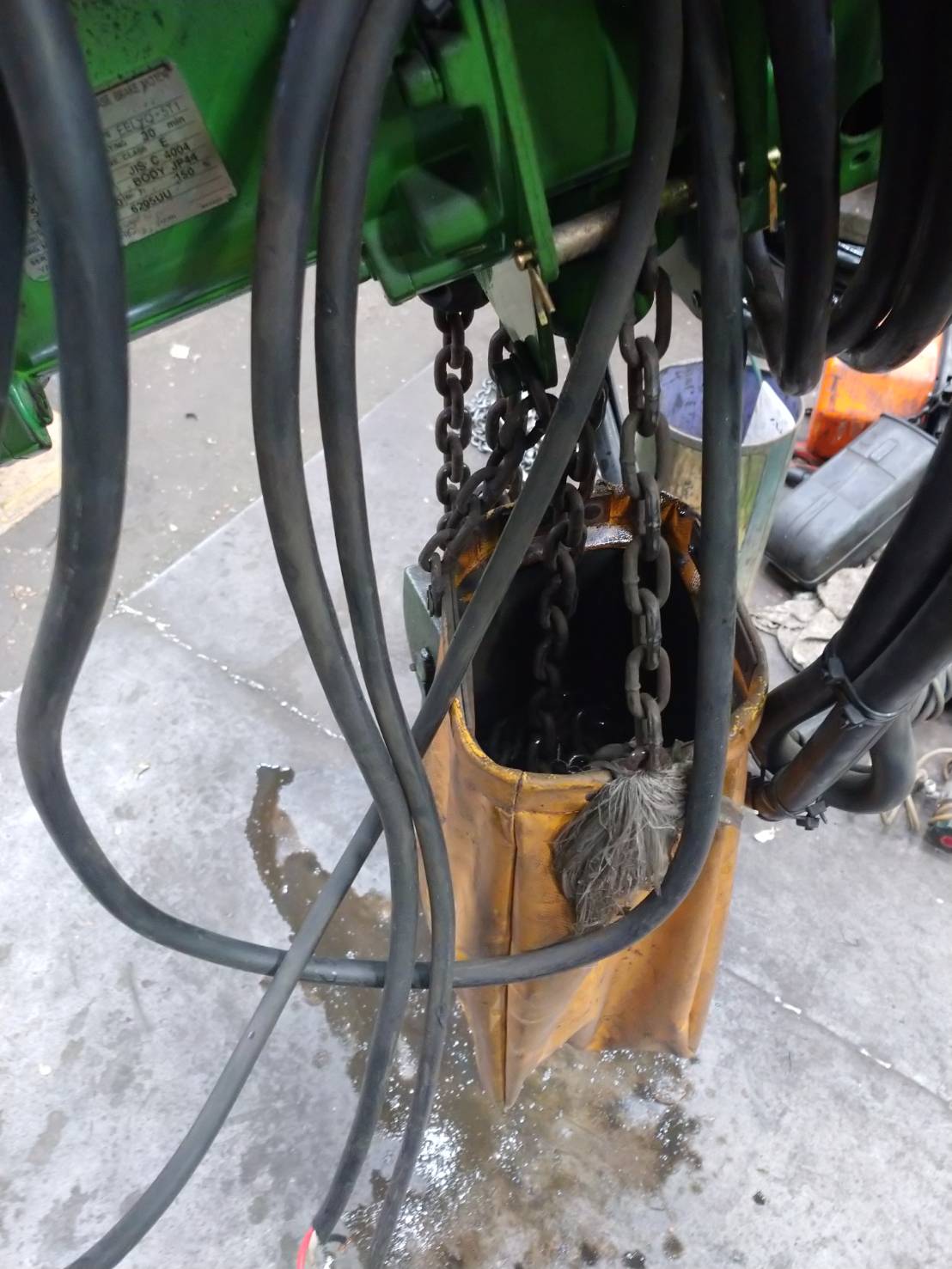 二葉製作所 2.0tホイストサドル MH2t