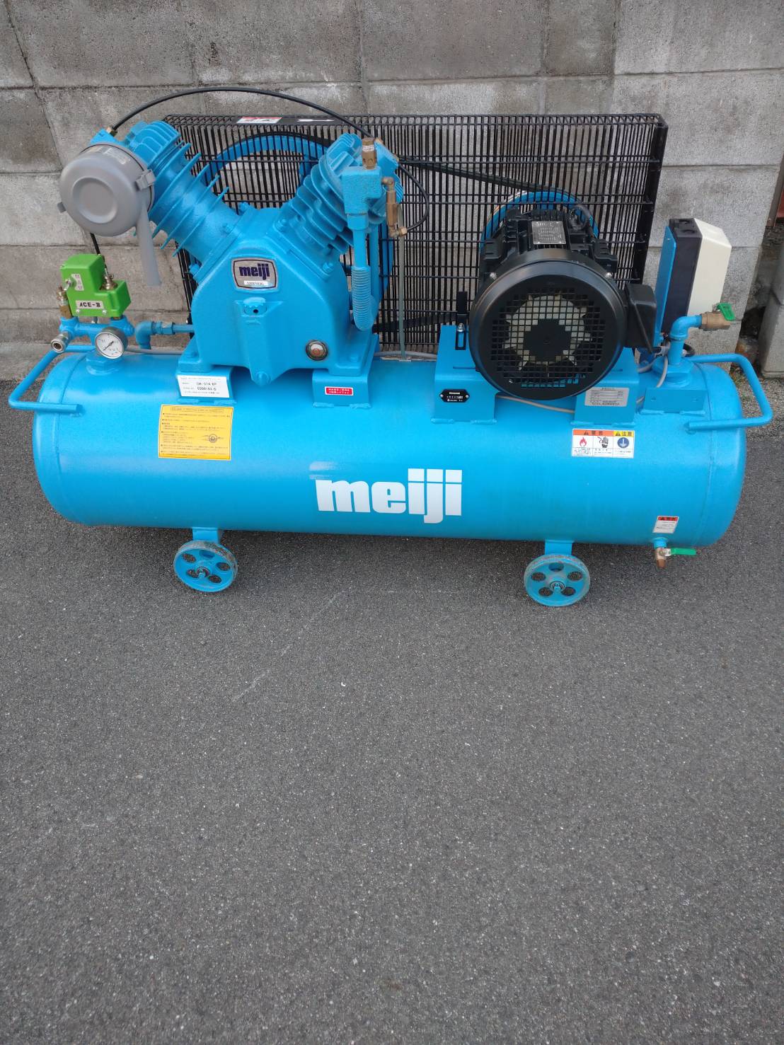 明治機械製作所 3.7kwエアーコンプレッサー GK-37A6P | マシンライフ