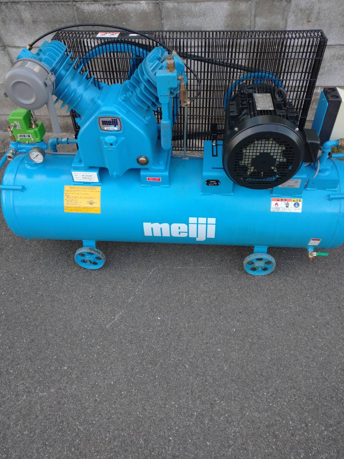 明治機械製作所 3.7kwエアーコンプレッサー GK-37A6P | マシンライフ