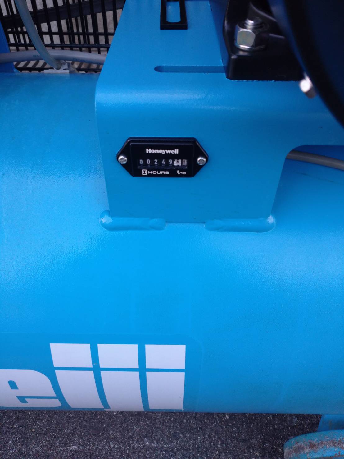 明治機械製作所 3.7kwエアーコンプレッサー GK-37A6P | マシンライフ