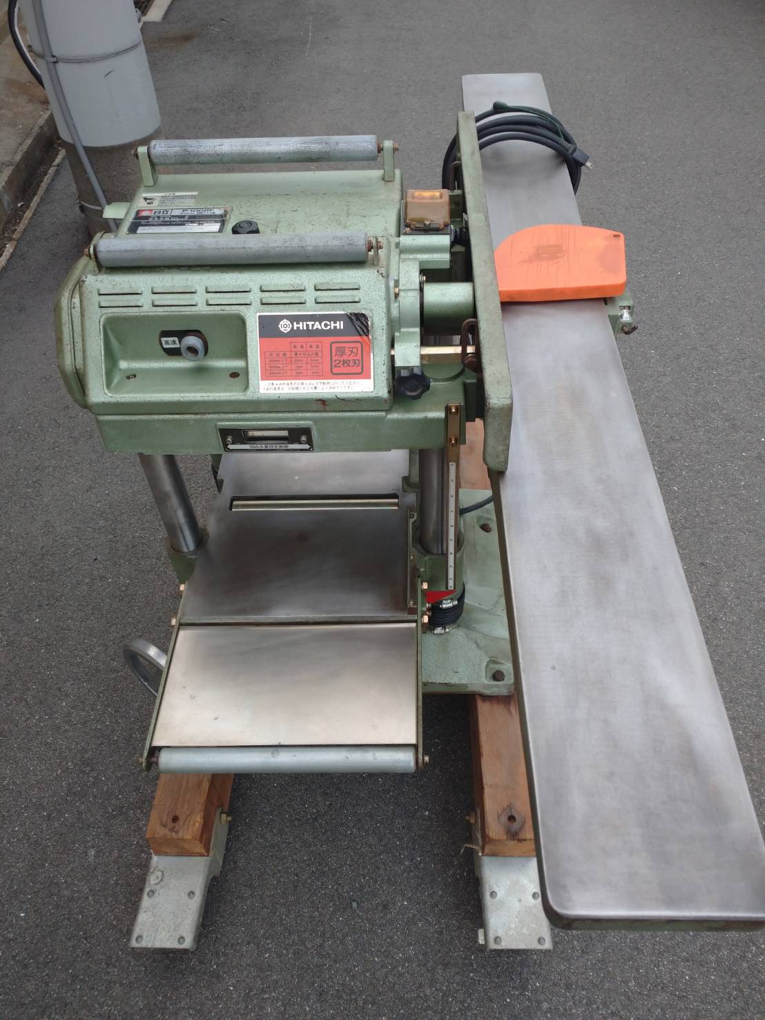 日立工機 自動かんな盤 P100RF | マシンライフ