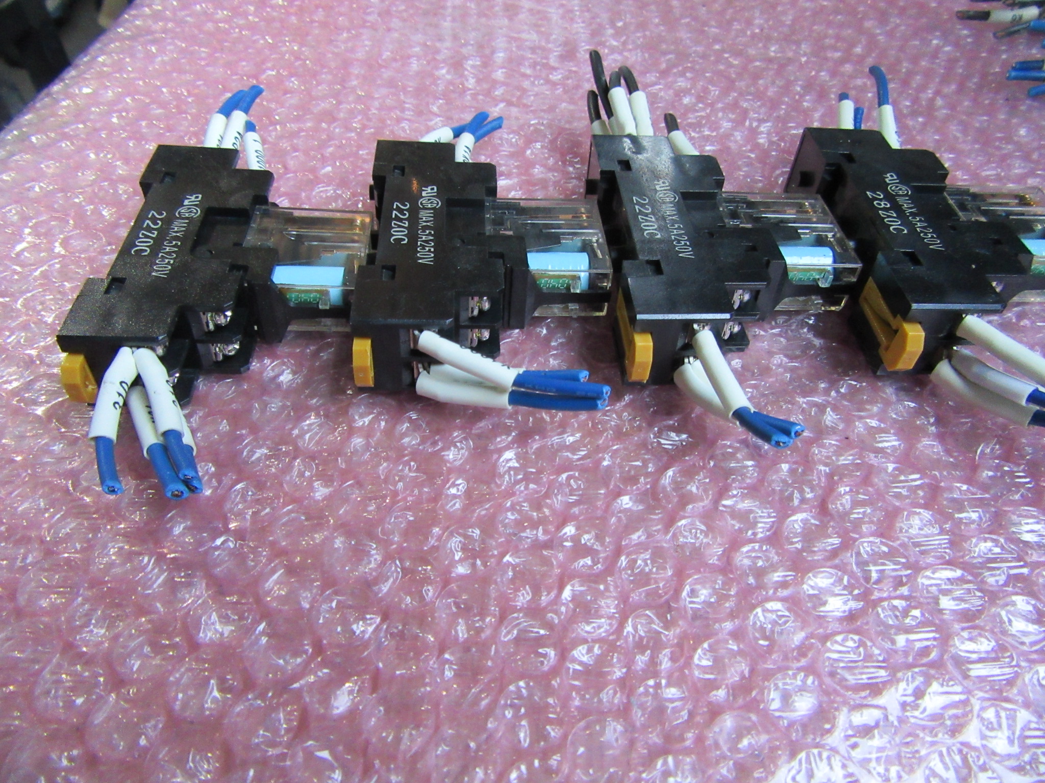 オムロン/OMRON ミニパワーリレー4個 G2R-2-SND(24V DC)