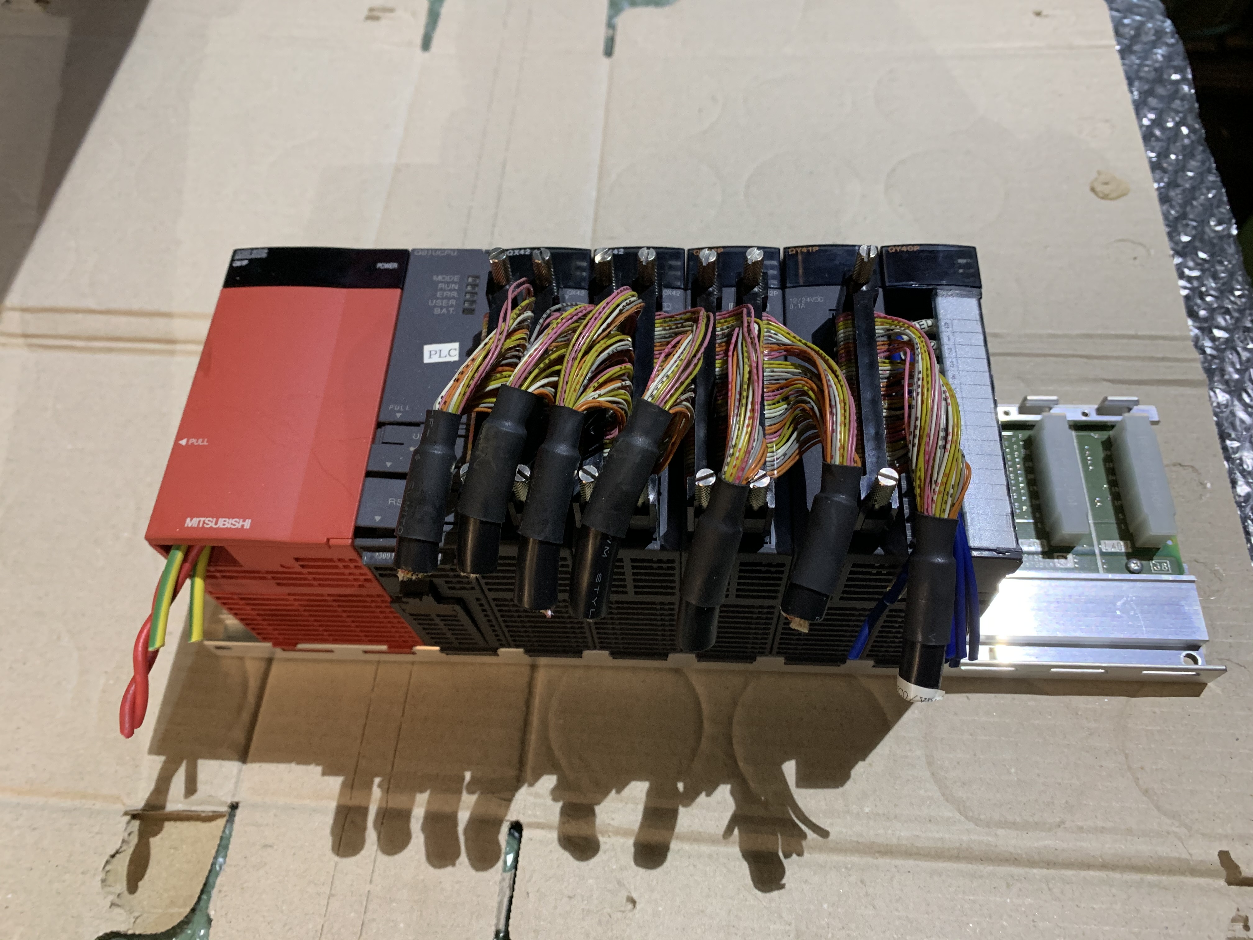 三菱/MITSUBISHI ツーケンサMSLSEC-Q QY40P 12/24VDC
