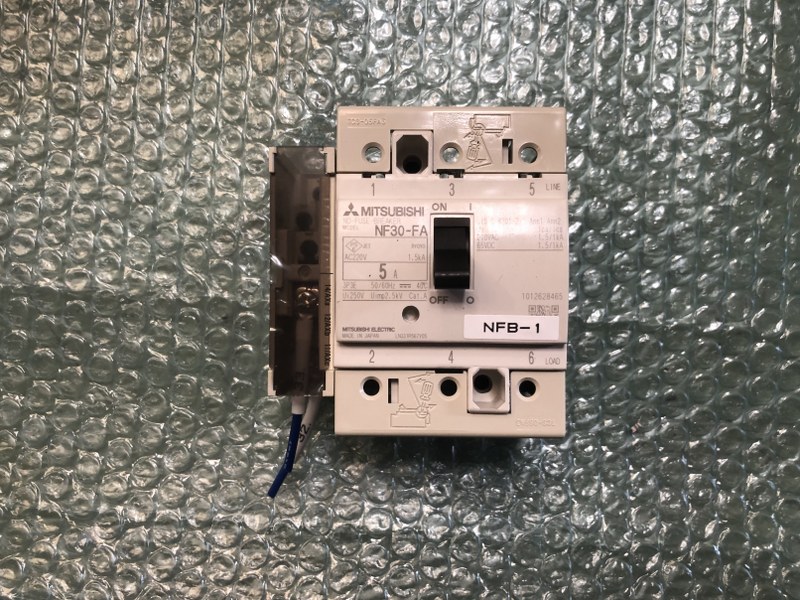 三菱/MITSUBISHI 制御盤用ノーヒューズ遮断器 NF30-FA (5A)