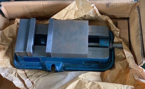 ナベヤ 精密バイス LT-60