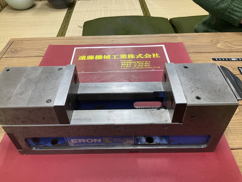 ナベヤ LOCK　TIGHT　FA　VISE 100　口巾102mm口巾H45mm開き163mm