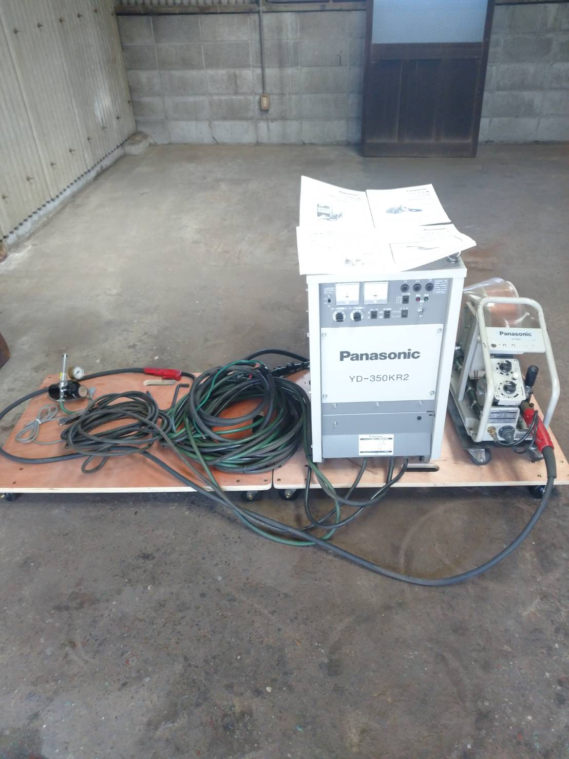 Panasonic 半自動溶接機 YD-350KR2  ★値下げしました パナソニック 半自動溶接機 YD-350KR2の買取実績｜中古機械・業務用