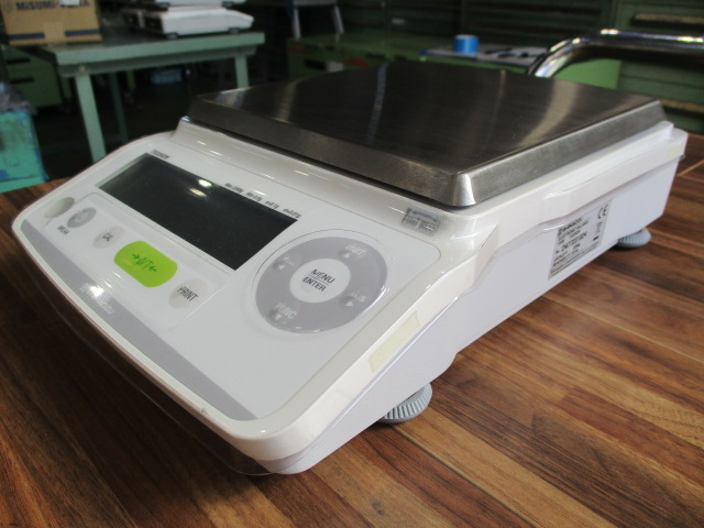 島津 デジタル秤 TX2202N