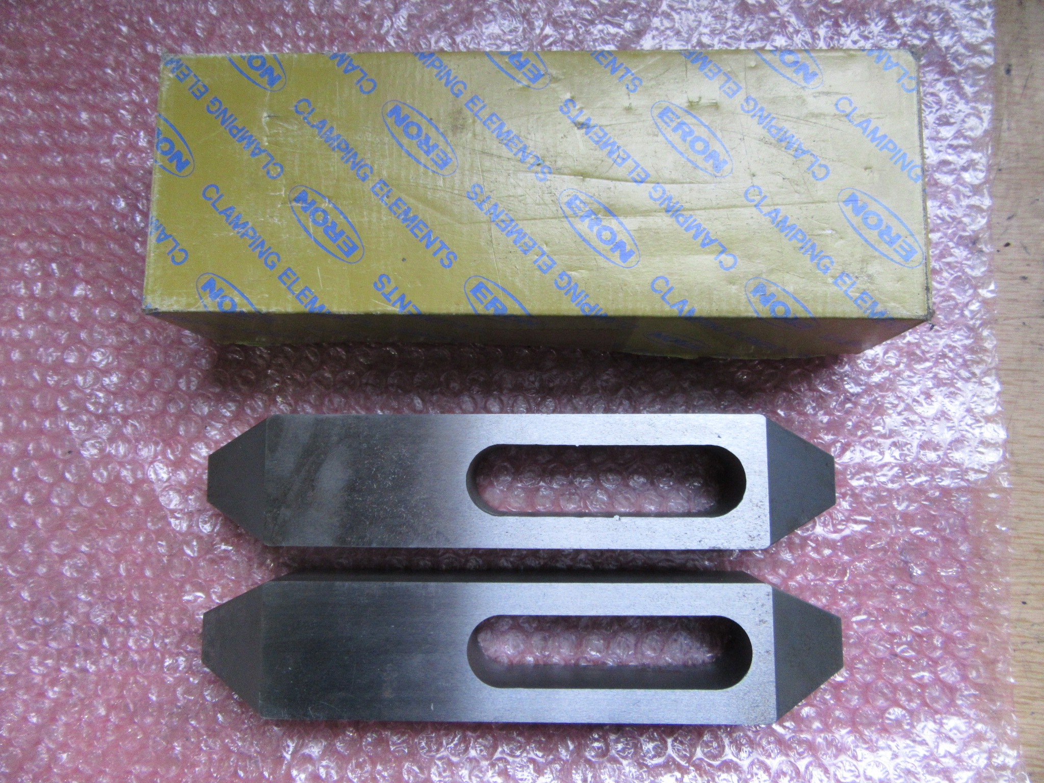 ナベヤ(ERON) プレーンクランプ　2個 PC00703