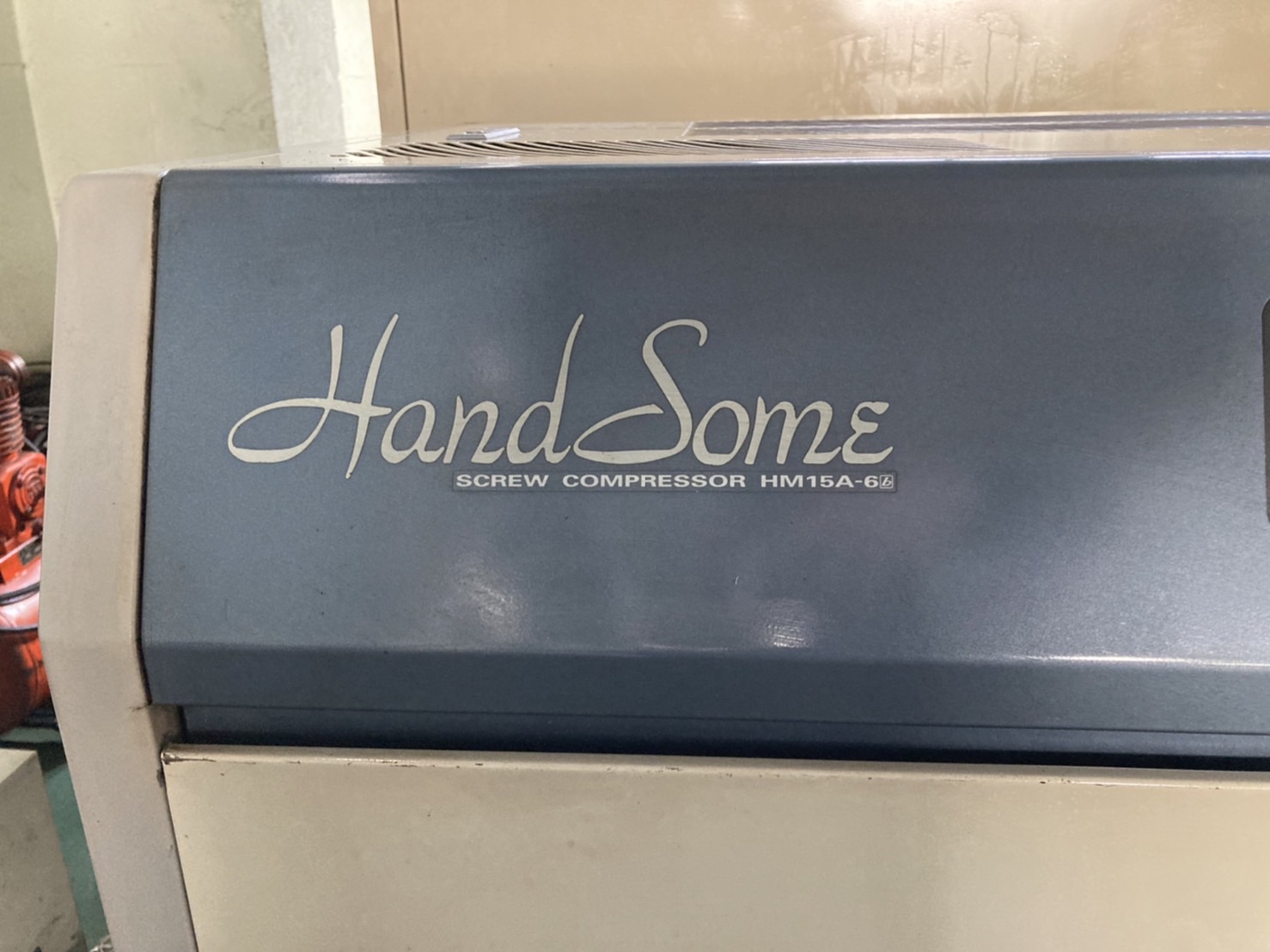 KOBELCO 15kWエアーコンプレッサー HM15A