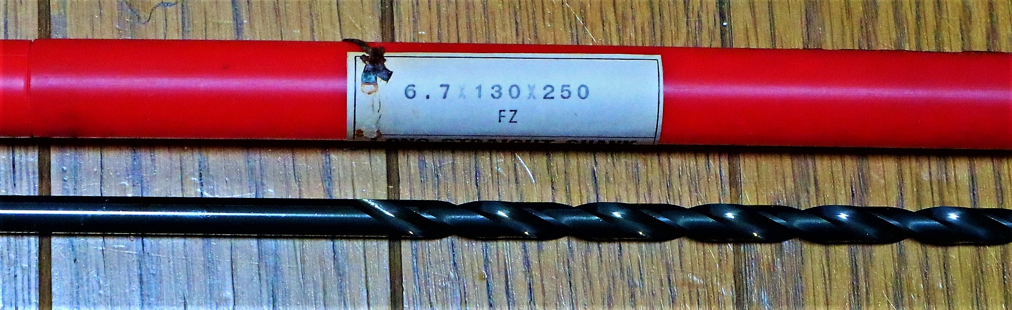 KOBELCO ツイストドリル 6.7×130×250　未使用