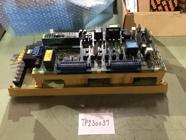 ファナック/FANUC サーボアンプ A06B-6058-H004
