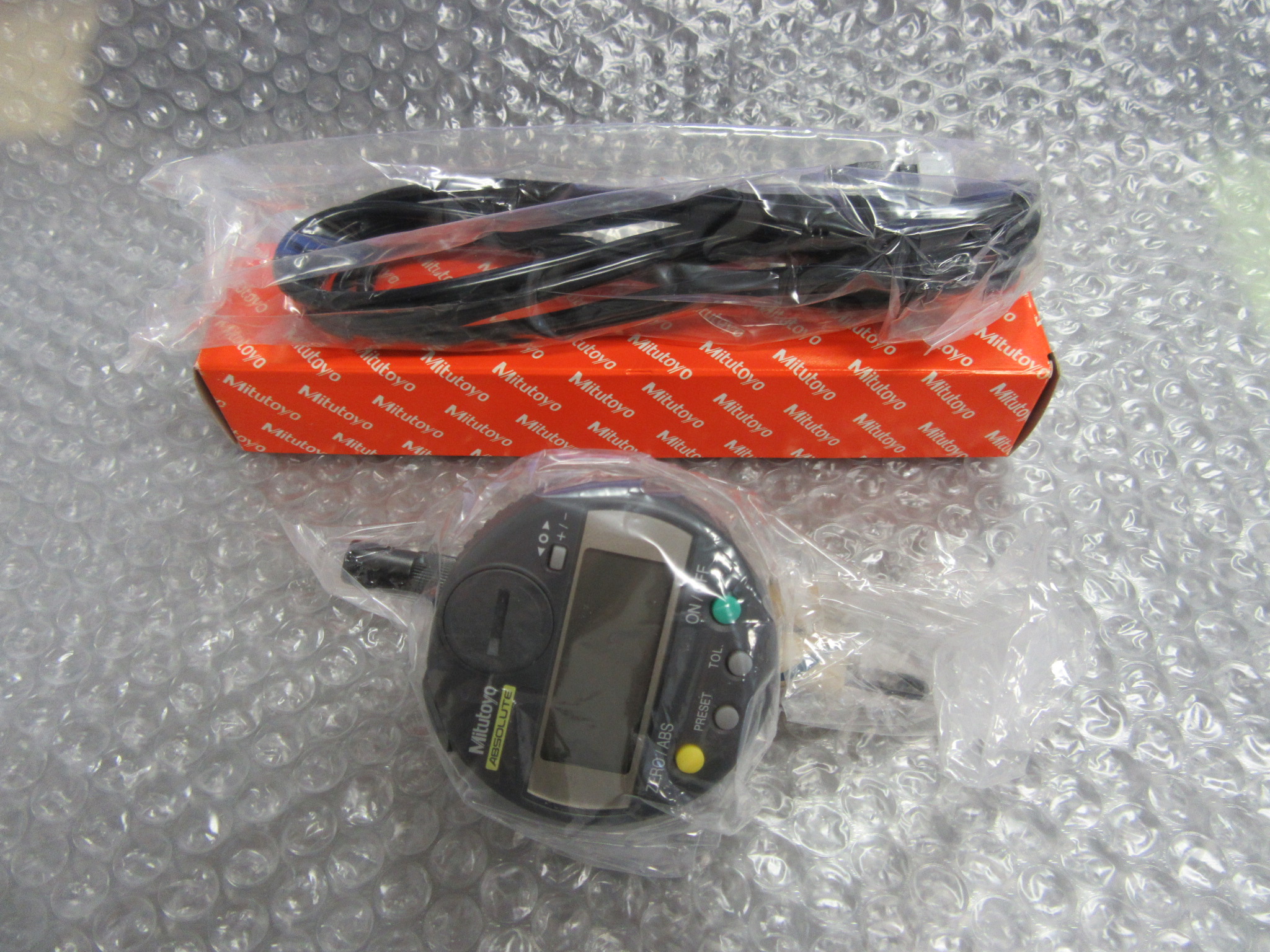 ミツトヨ/Mitutoyo ABSデジマチックインジケータ+接続ケーブル (1)543-254ID-C112C (2)905409接続ケーブル