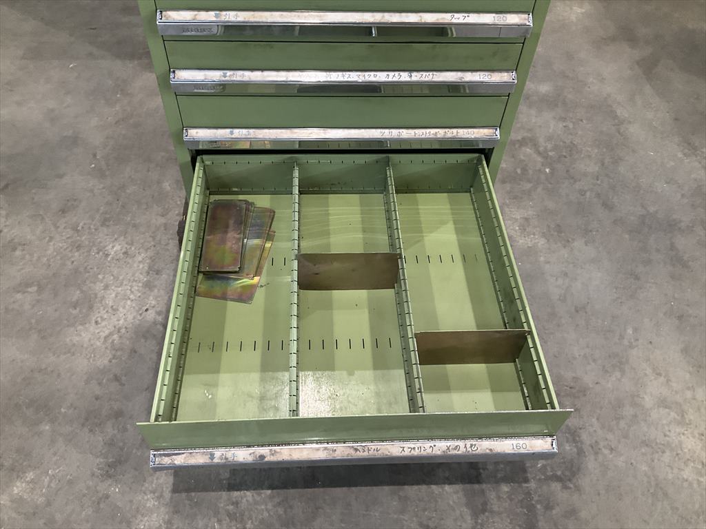 キャビネット 750×700×1100mm　9段　鍵なし