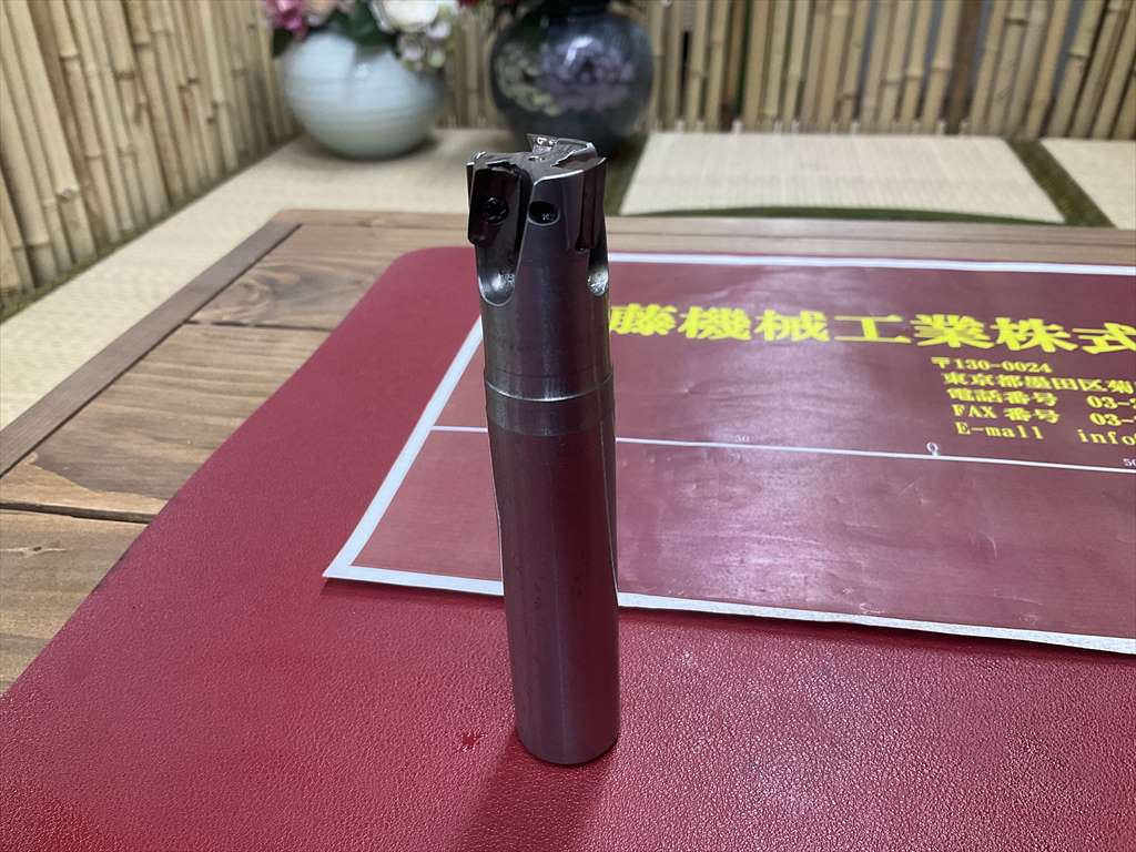 BIG,大昭和精機 スローアウェイエンドミル ST20-FCM20093-110　3枚刃　シャンク径20mm