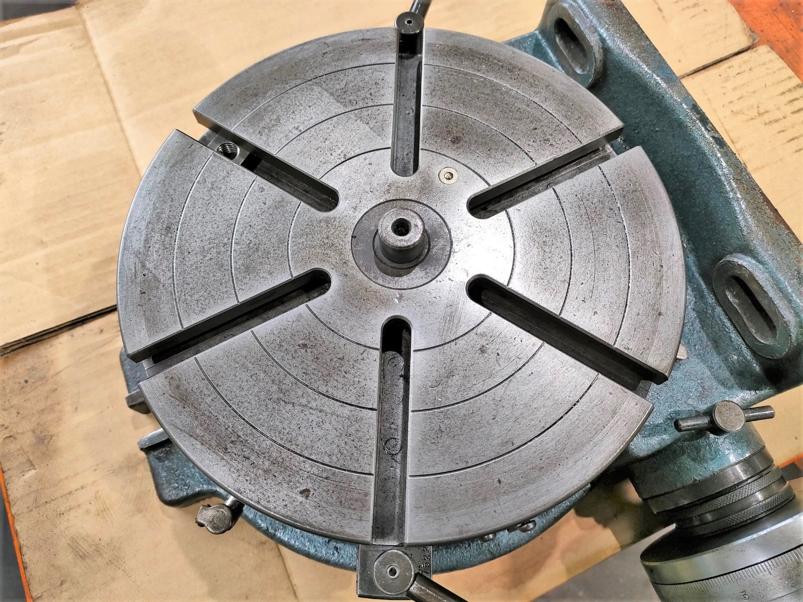 NEWS｜大和工機 円テーブル