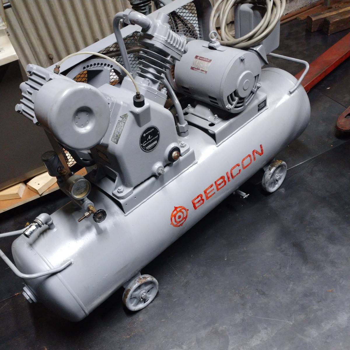 日立産機システム 3.7kwコンプレッサー 3.7P-9.5T | マシンライフ