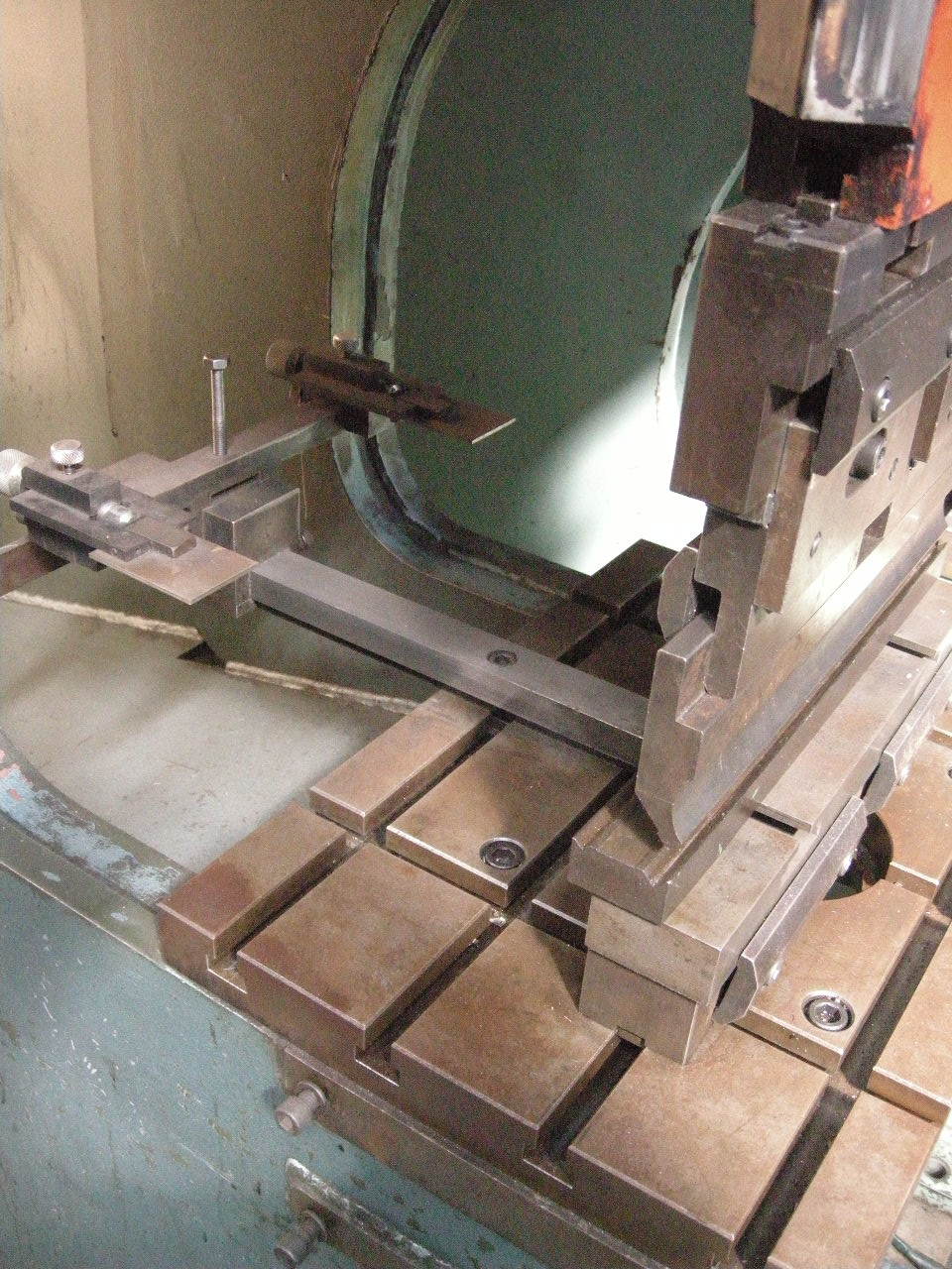 アマダ 万能油圧ベンダー SPH-30C