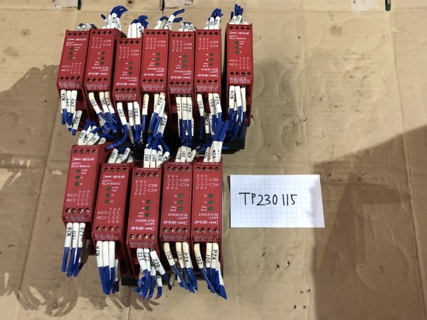 IDEC 安全リレーモジュール HR1S-AF