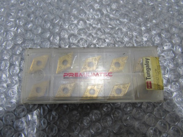 Tungaloy チップ DNMG150404 CM　T5105