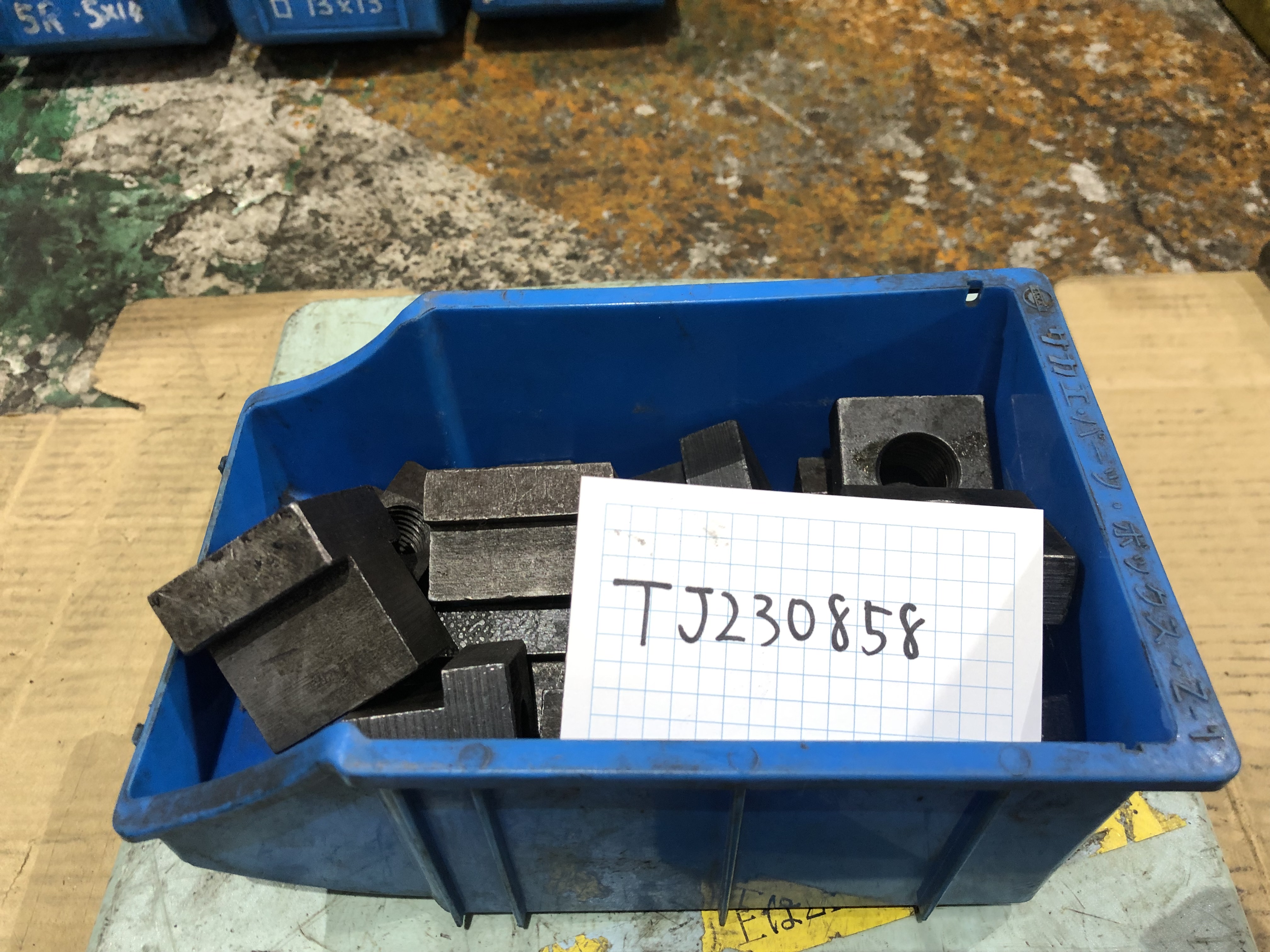 不明 Tスロットナット 不明