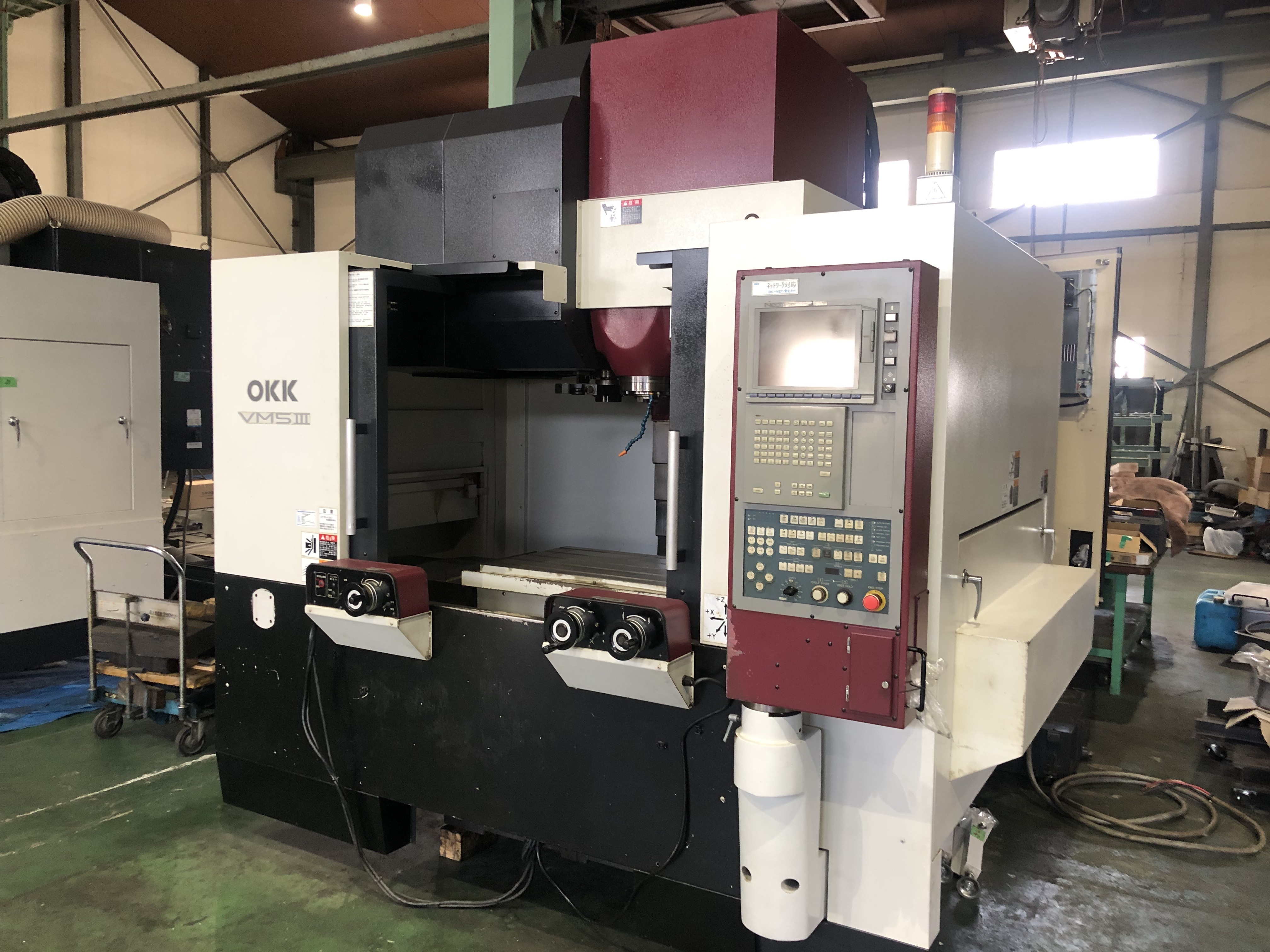 OKK 立型マシニング VM5III | マシンライフ