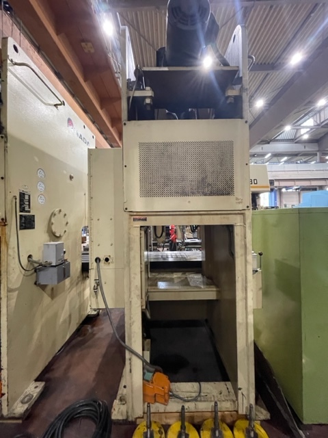 アマダ 110Tプレス TP-110C