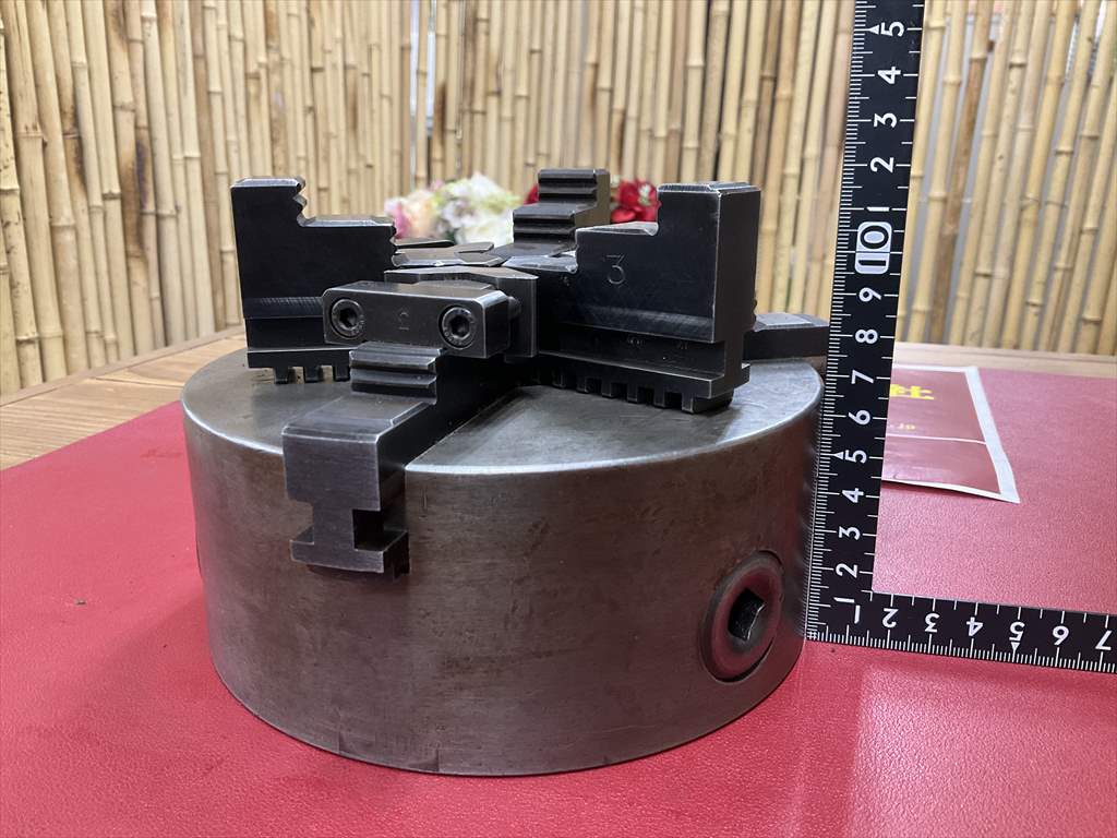 3爪スクロールチャック 外径Φ163mm　チャックハンドル無し