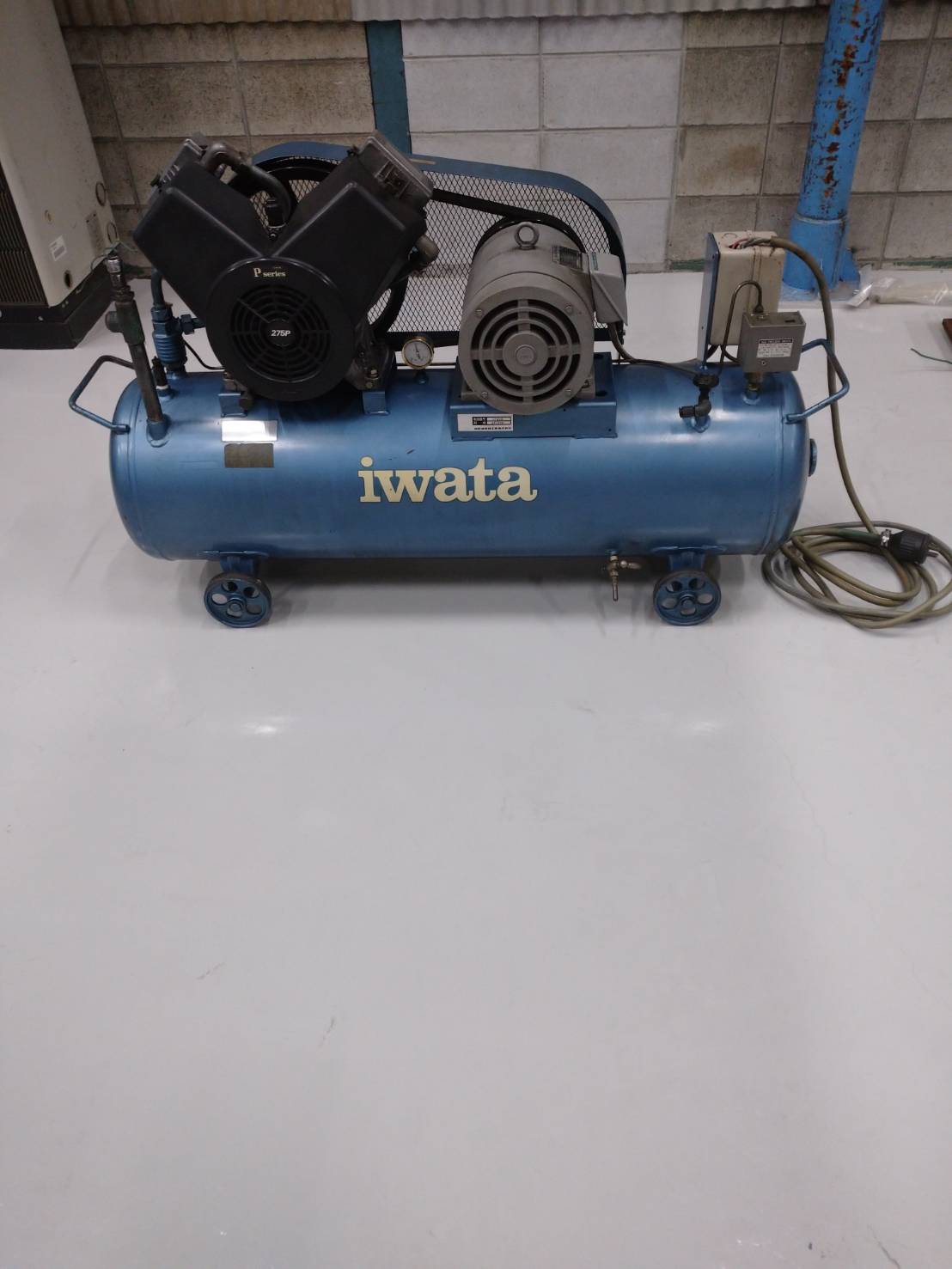 アネスト岩田 3.7kwエアーコンプレッサー SP-37P | マシンライフ