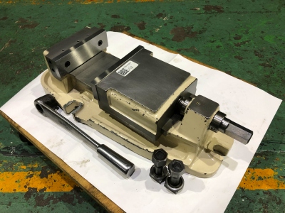 津田駒工業(ツダコマ) マシンバイス VG-150