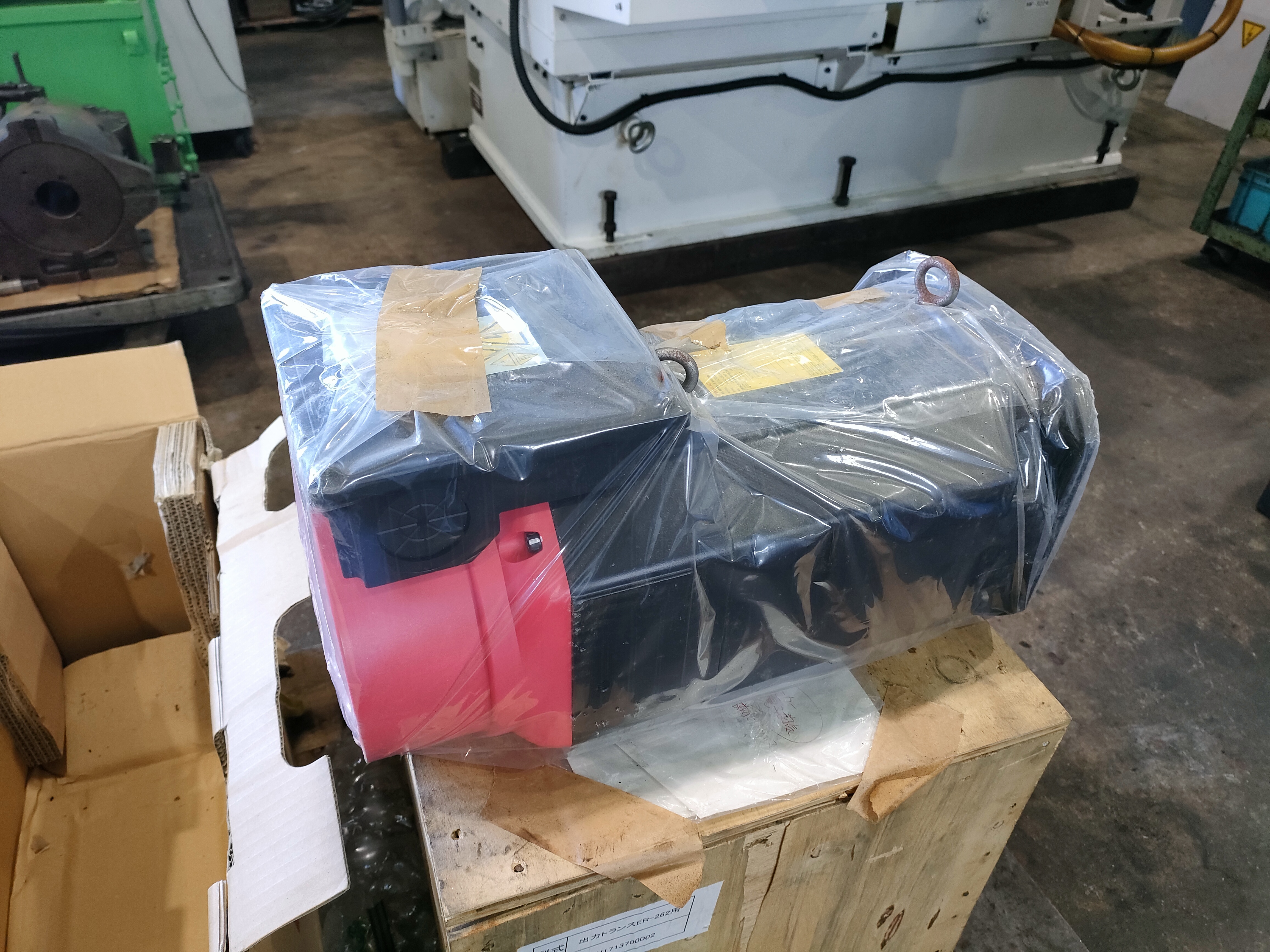 FANUC ACスピンドルモーター A06B-0354-B392