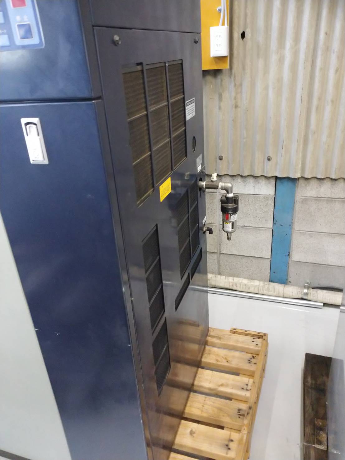 三井精機 3.7kwコンプレッサー Z086AR3-R