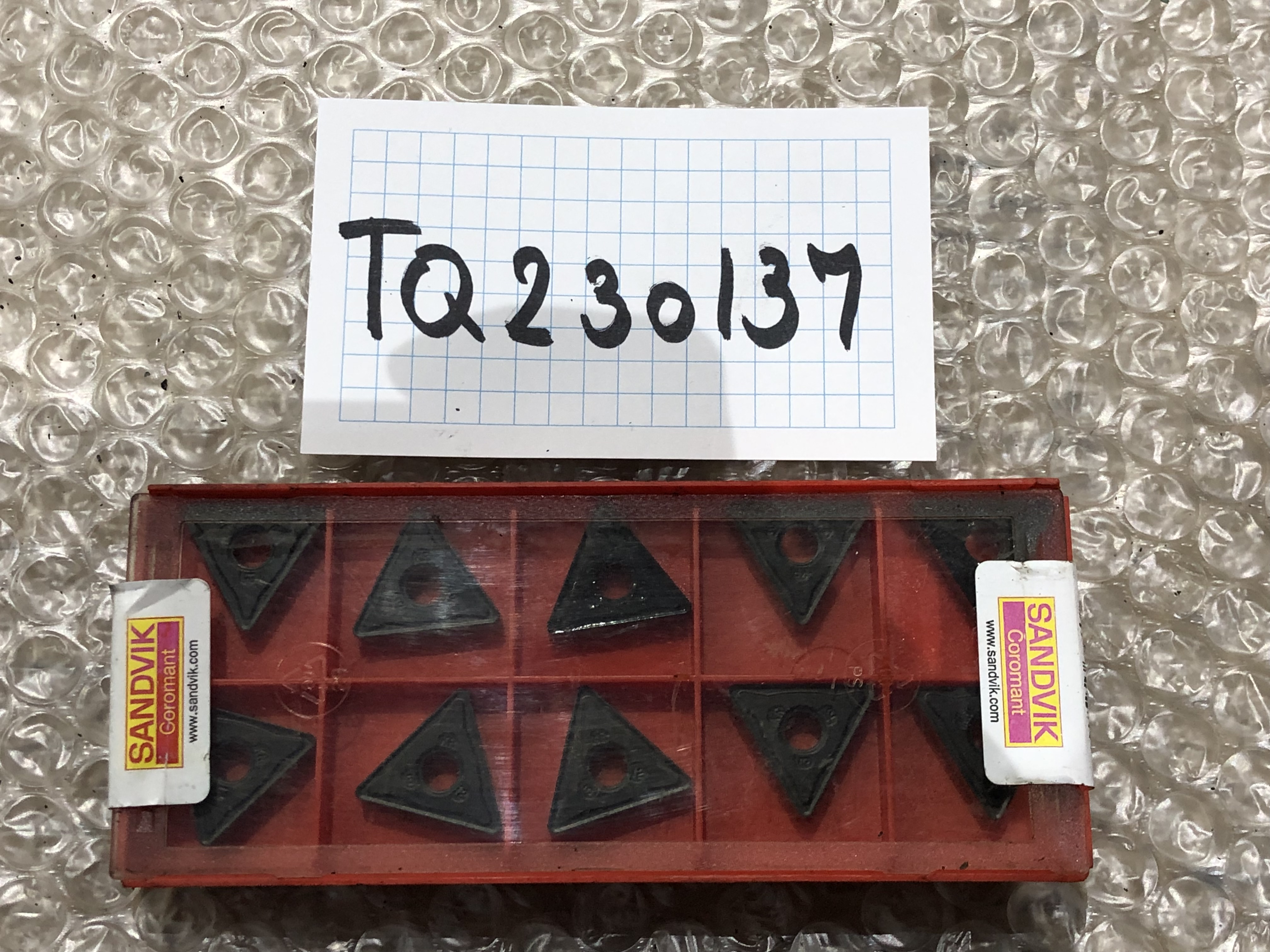 サンドビック/Sandvik チップ TNMG22 04 12-KR(TNMG433-KR)