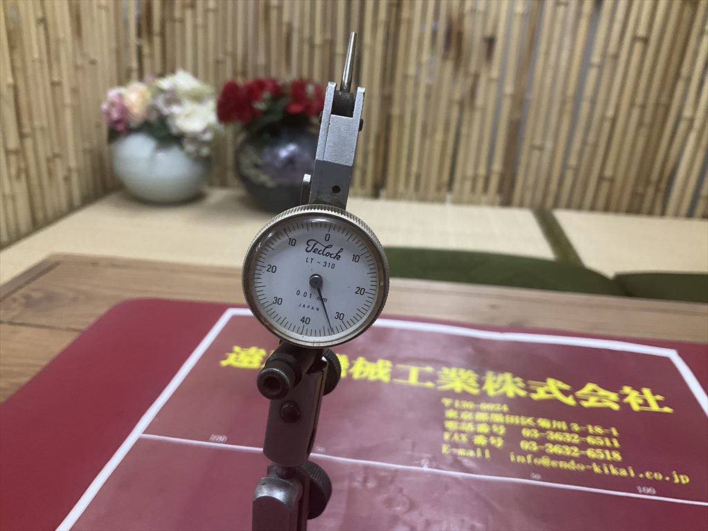 マグネットスタンド Φ30mm　Teclockダイヤルゲージ付　0,01mm